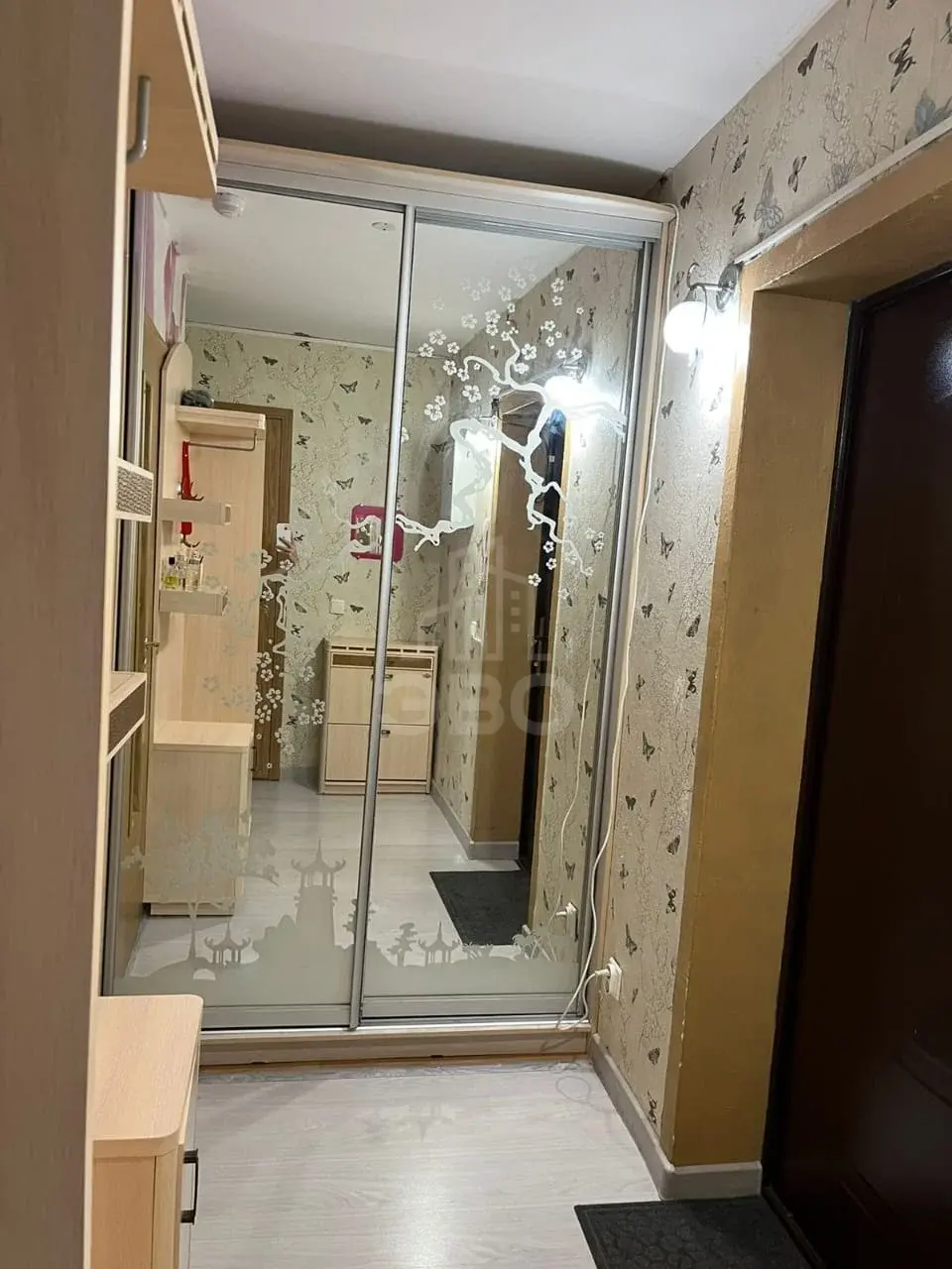 однокомнатная квартира в Санкт-Петербурге по адресу: Ростовская  ул., 5, к 2