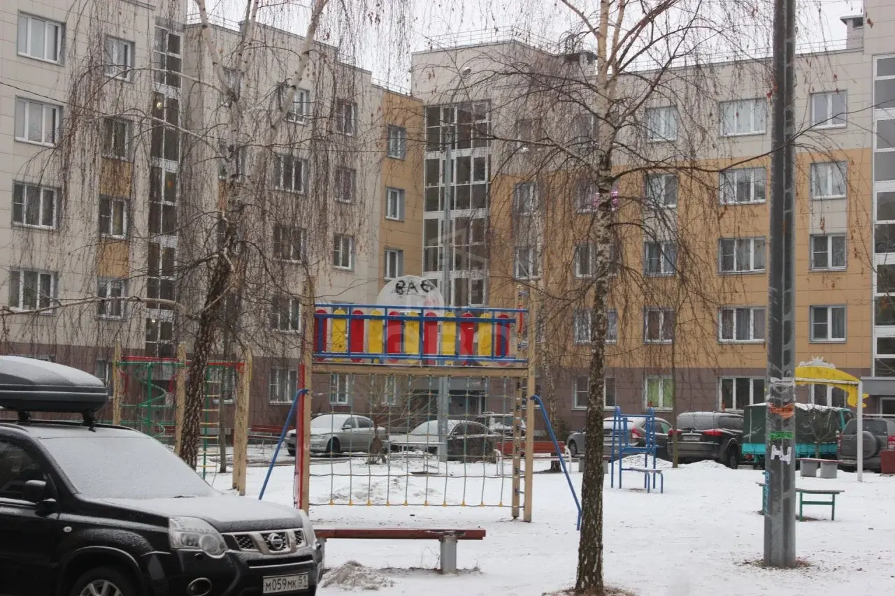 однокомнатная квартира в Санкт-Петербурге по адресу: Ростовская  ул., 5, к 2
