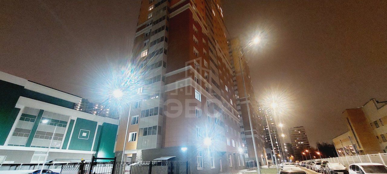 однокомнатная квартира в Санкт-Петербурге по адресу: Кустодиева ул., 3, к 3