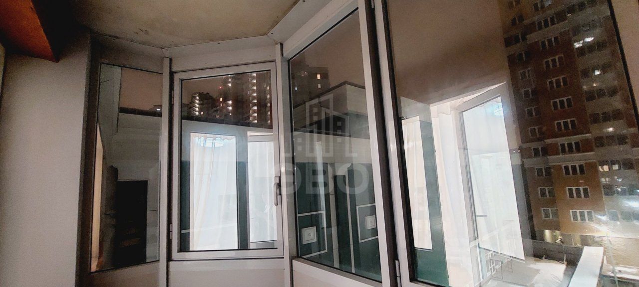 однокомнатная квартира в Санкт-Петербурге по адресу: Кустодиева ул., 3, к 3