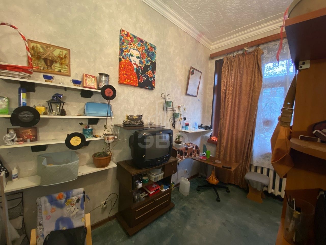 комната в Санкт-Петербурге по адресу: Стахановцев ул., 2