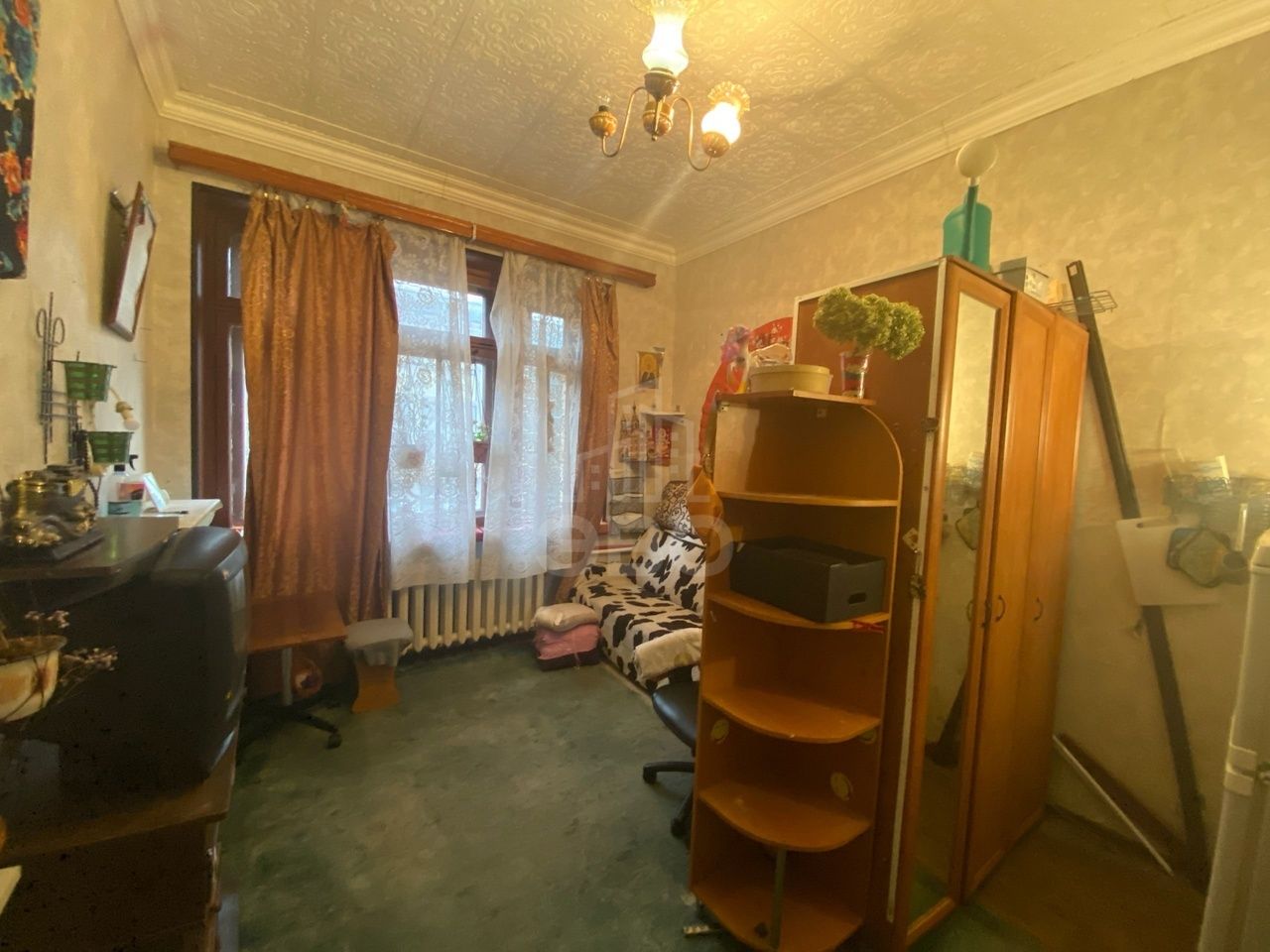 комната в Санкт-Петербурге по адресу: Стахановцев ул., 2