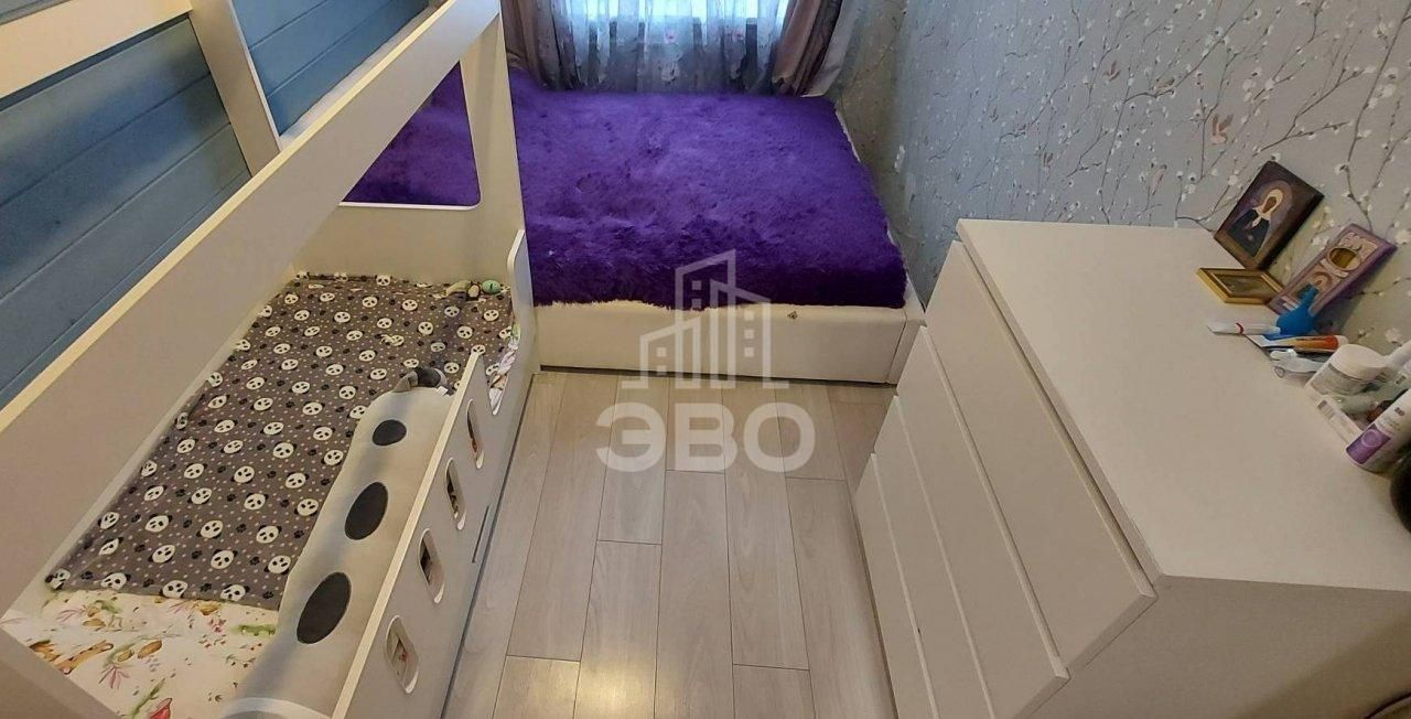 двухкомнатная квартира в Санкт-Петербурге по адресу: Пионерстроя ул., 14, к 2