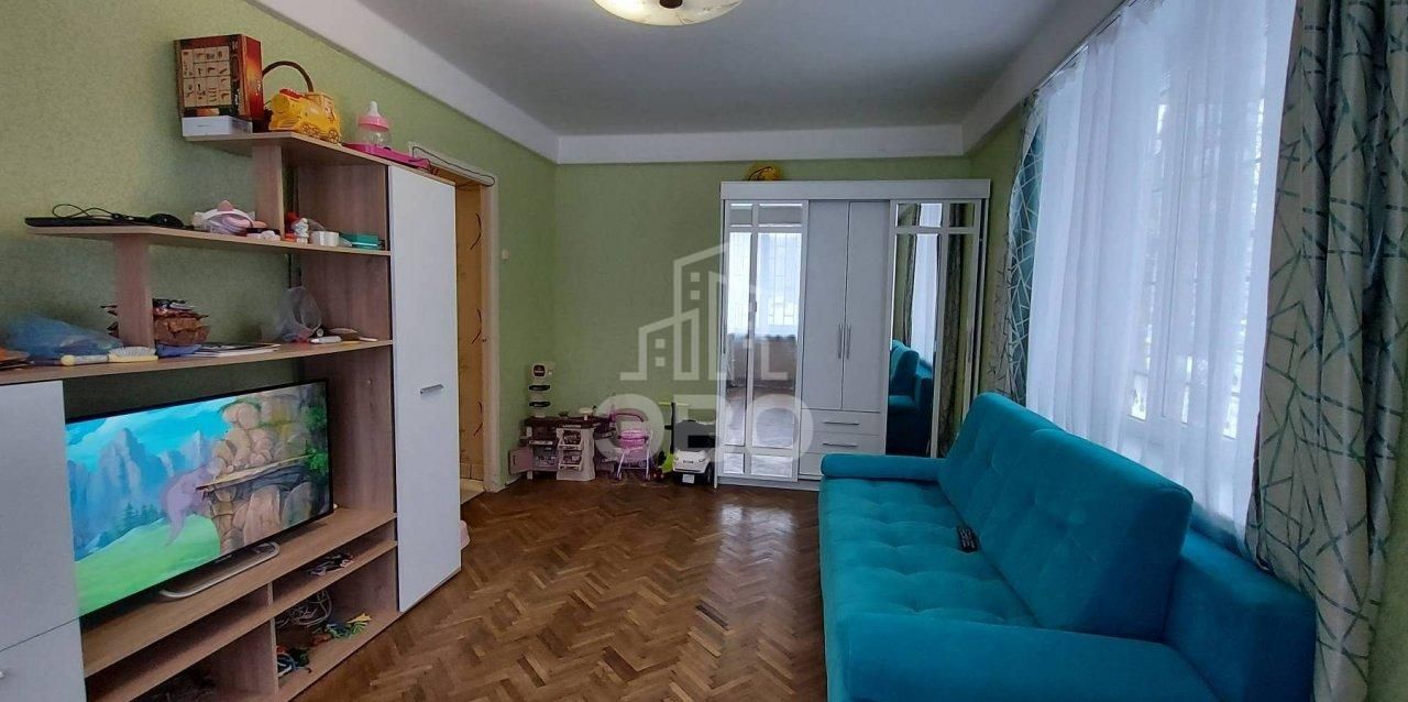 двухкомнатная квартира в Санкт-Петербурге по адресу: Пионерстроя ул., 14, к 2