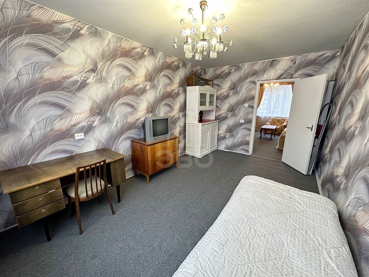 трехкомнатная квартира в Санкт-Петербурге по адресу: Художников проспект, 27, к 1