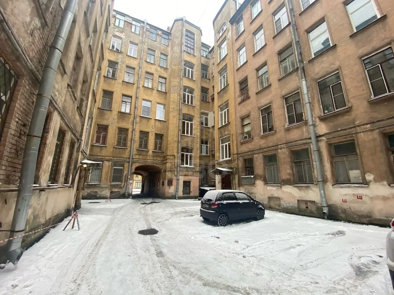 комната в Санкт-Петербурге по адресу: 14-я В.О. линия, 45