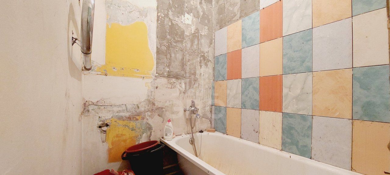 однокомнатная квартира в Санкт-Петербурге по адресу: Серебристый б-р., 22, к 1