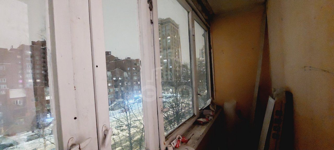 однокомнатная квартира в Санкт-Петербурге по адресу: Серебристый б-р., 22, к 1