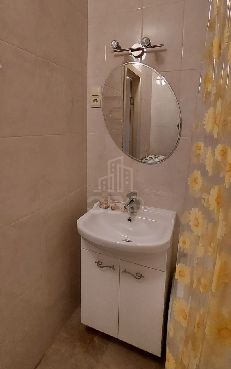 однокомнатная квартира в Санкт-Петербурге по адресу: Школьная ул., 6, к 2