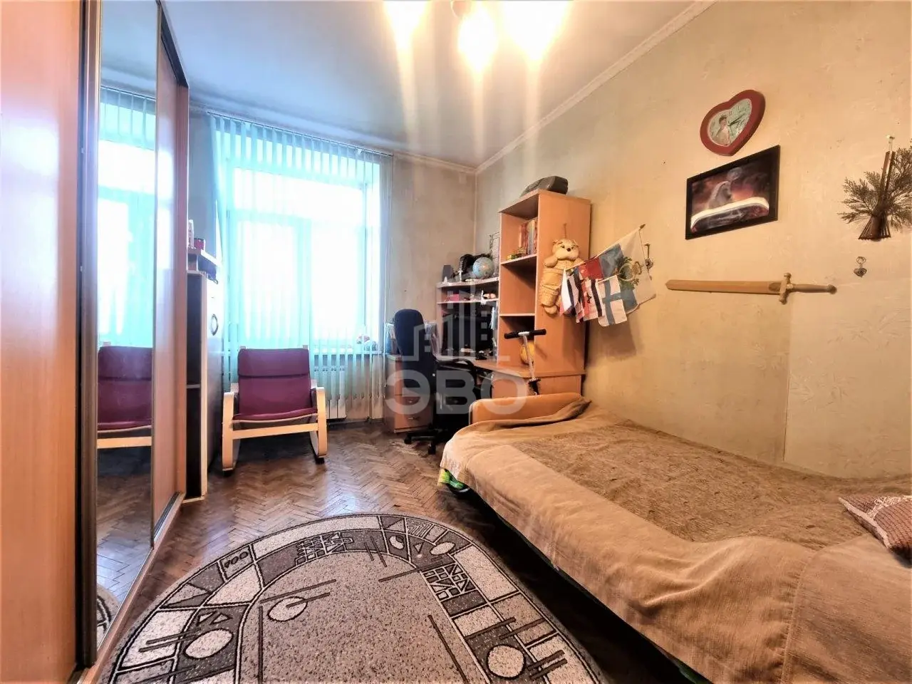 трехкомнатная квартира в Санкт-Петербурге по адресу: Московский проспект, 195