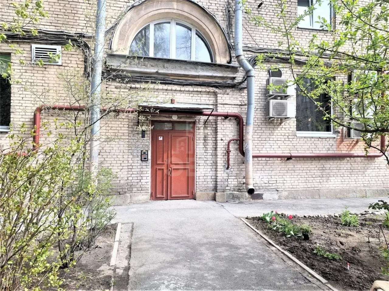 трехкомнатная квартира в Санкт-Петербурге по адресу: Московский проспект, 195
