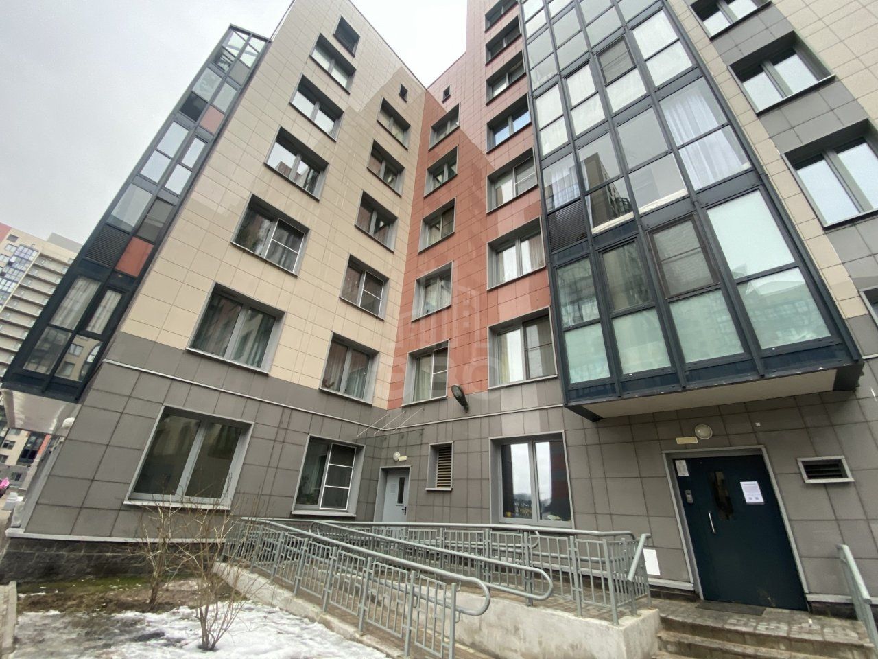 однокомнатная квартира в Санкт-Петербурге по адресу: Адмирала Трибуца ул., 8