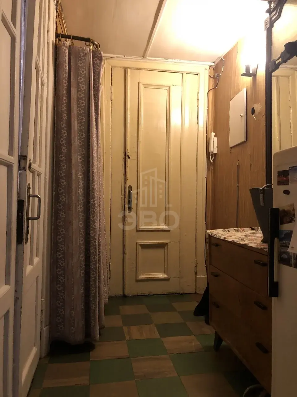 комната в Санкт-Петербурге по адресу: Полярников ул., 5