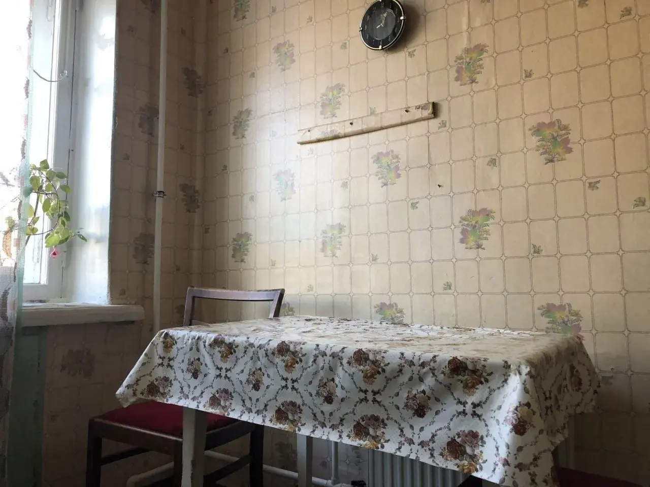 комната в Санкт-Петербурге по адресу: Полярников ул., 5
