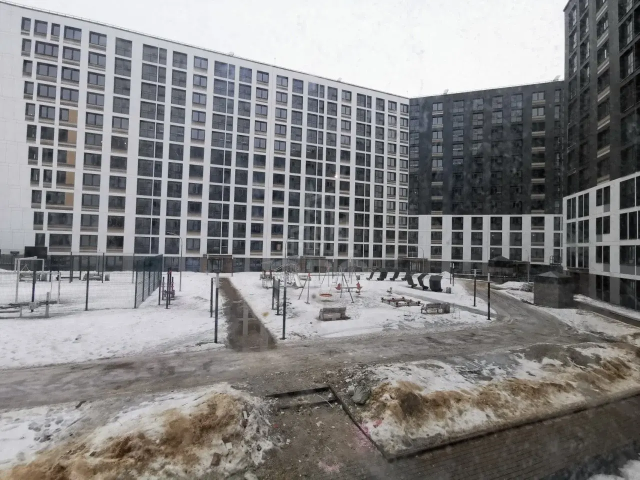 однокомнатная квартира в Санкт-Петербурге по адресу: Планерная ул., 93, к 1