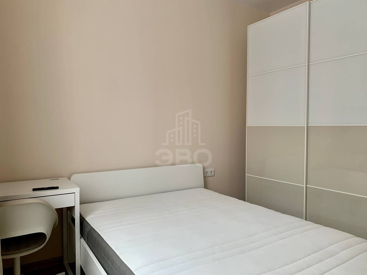 однокомнатная квартира в Санкт-Петербурге по адресу: Плесецкая ул., 10