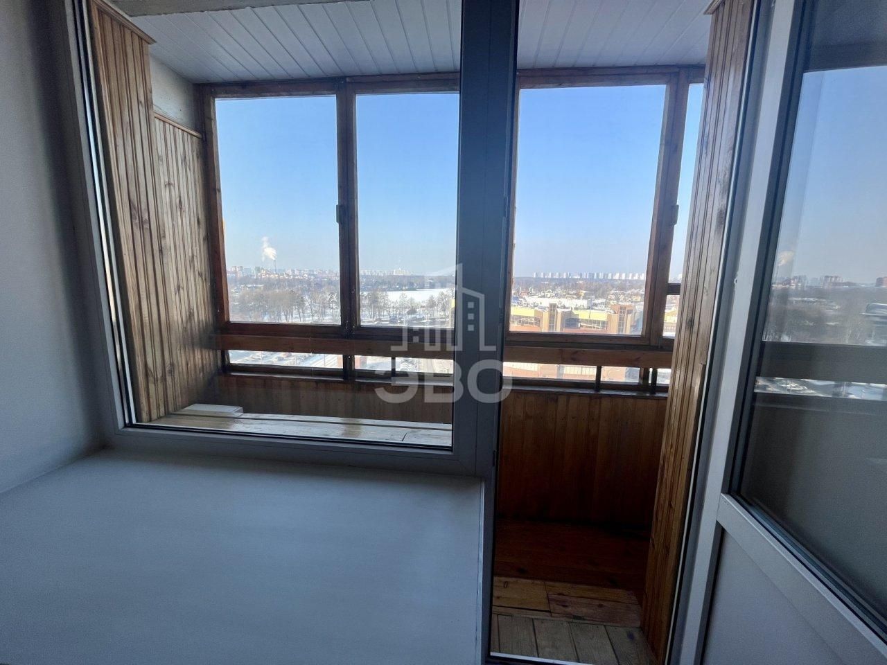 однокомнатная квартира в Санкт-Петербурге по адресу: Энгельса проспект, 111, к 1