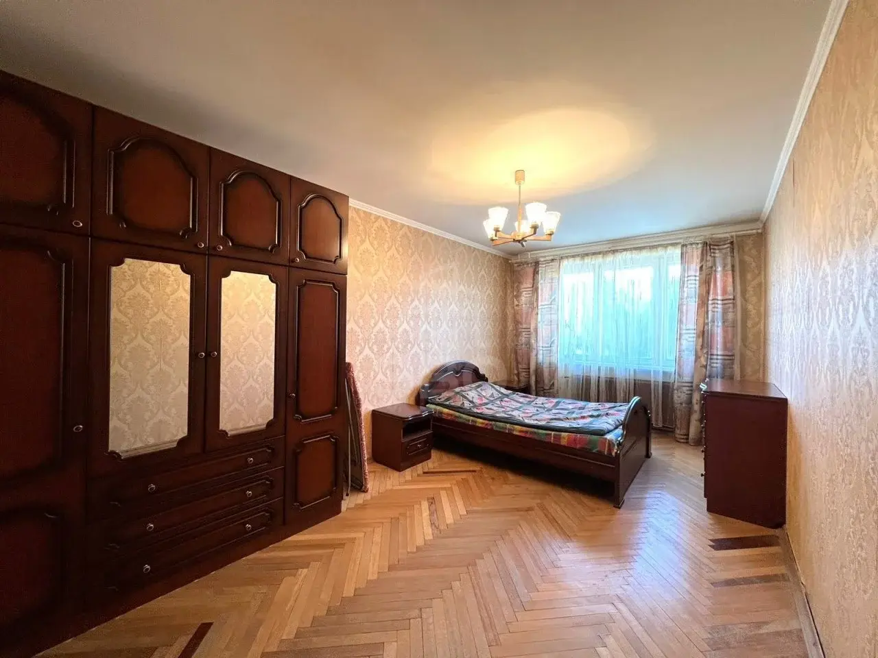 двухкомнатная квартира в Санкт-Петербурге по адресу: Караваевская ул., 38