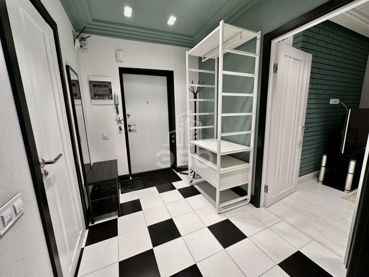 однокомнатная квартира в Санкт-Петербурге по адресу: Кременчугская ул., 9, к 1