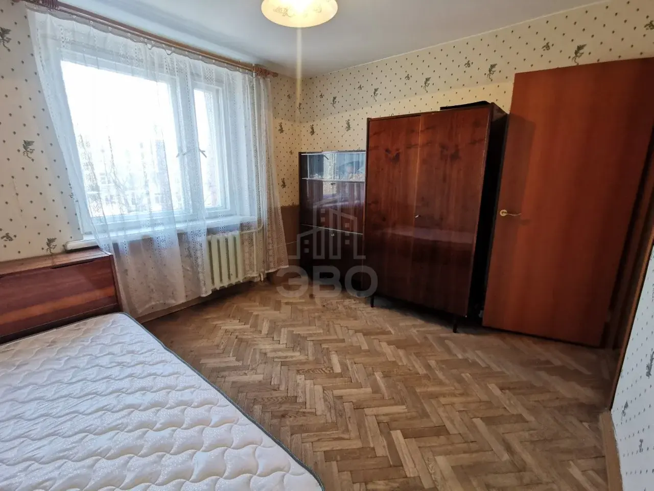трехкомнатная квартира в Санкт-Петербурге по адресу: Тореза проспект, 33, литера А