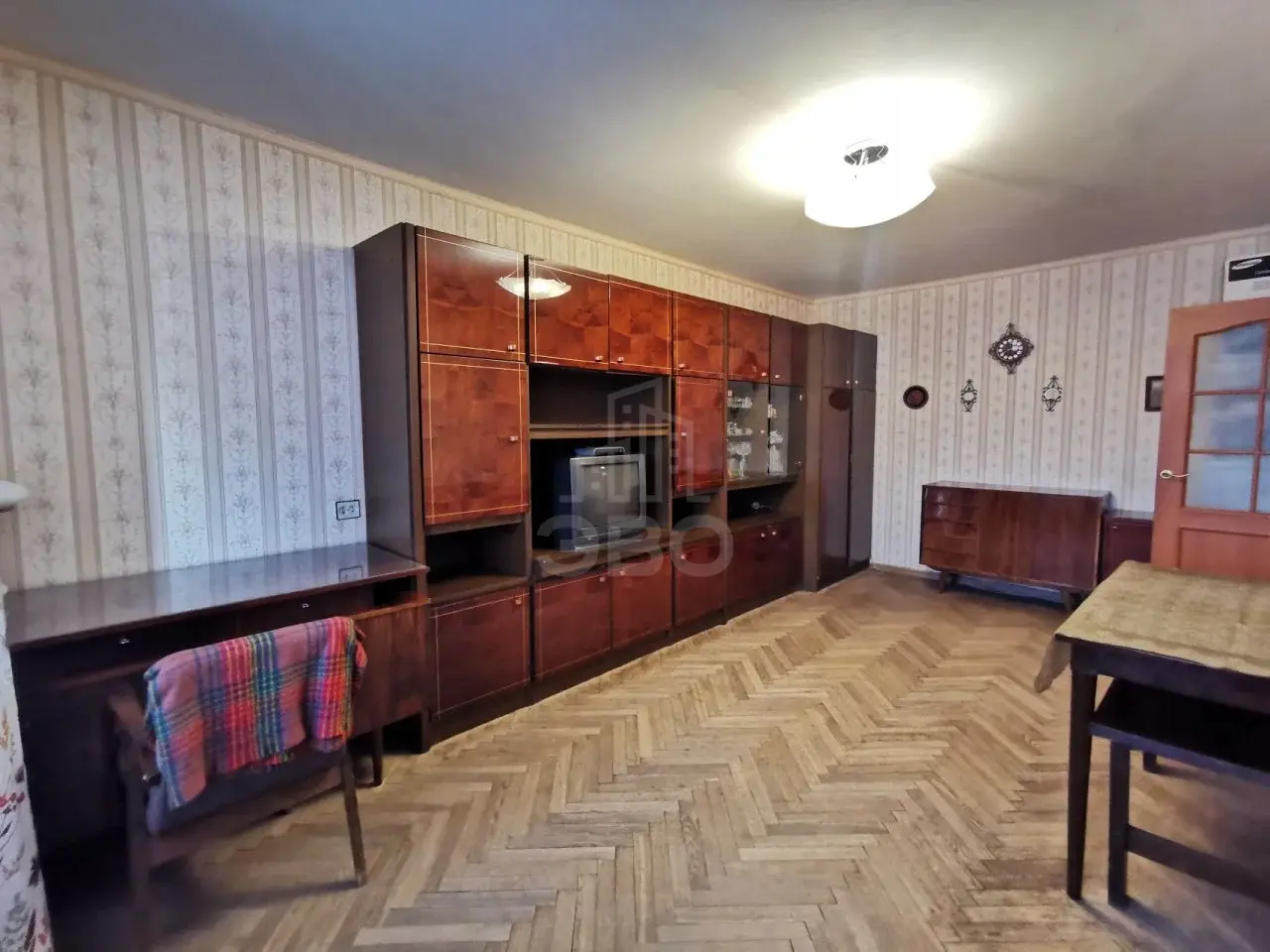трехкомнатная квартира в Санкт-Петербурге по адресу: Тореза проспект, 33, литера А