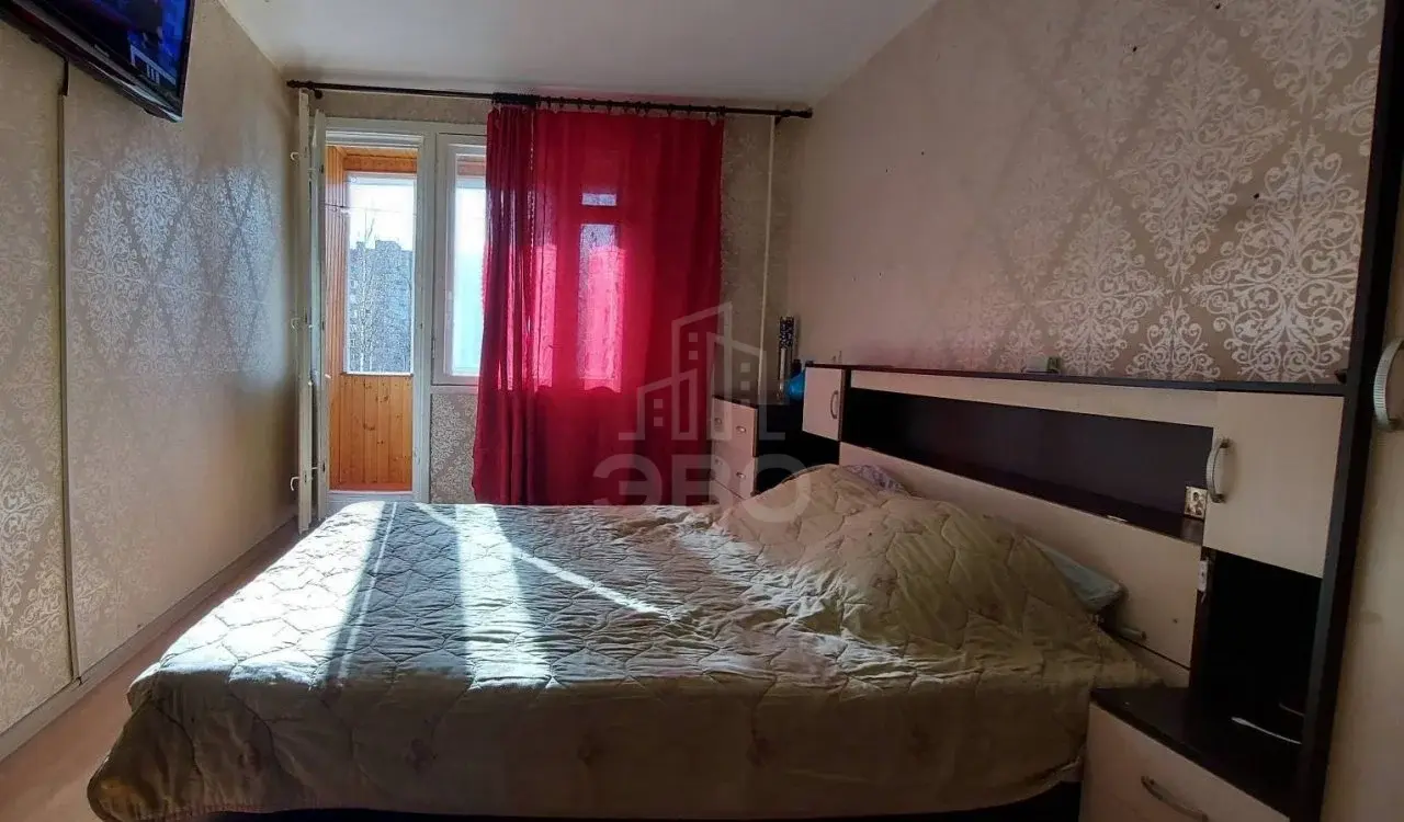 трехкомнатная квартира в Санкт-Петербурге по адресу: Тельмана ул., 43, к 3, литера А