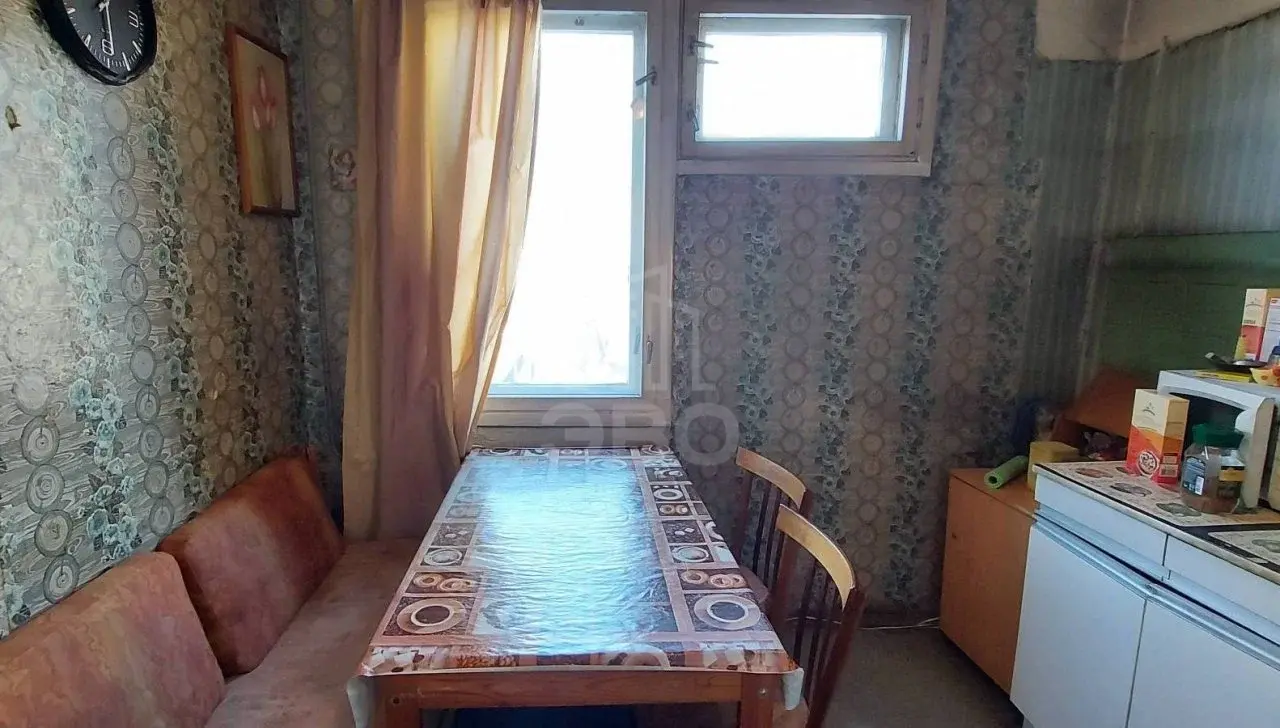 трехкомнатная квартира в Санкт-Петербурге по адресу: Тельмана ул., 43, к 3, литера А