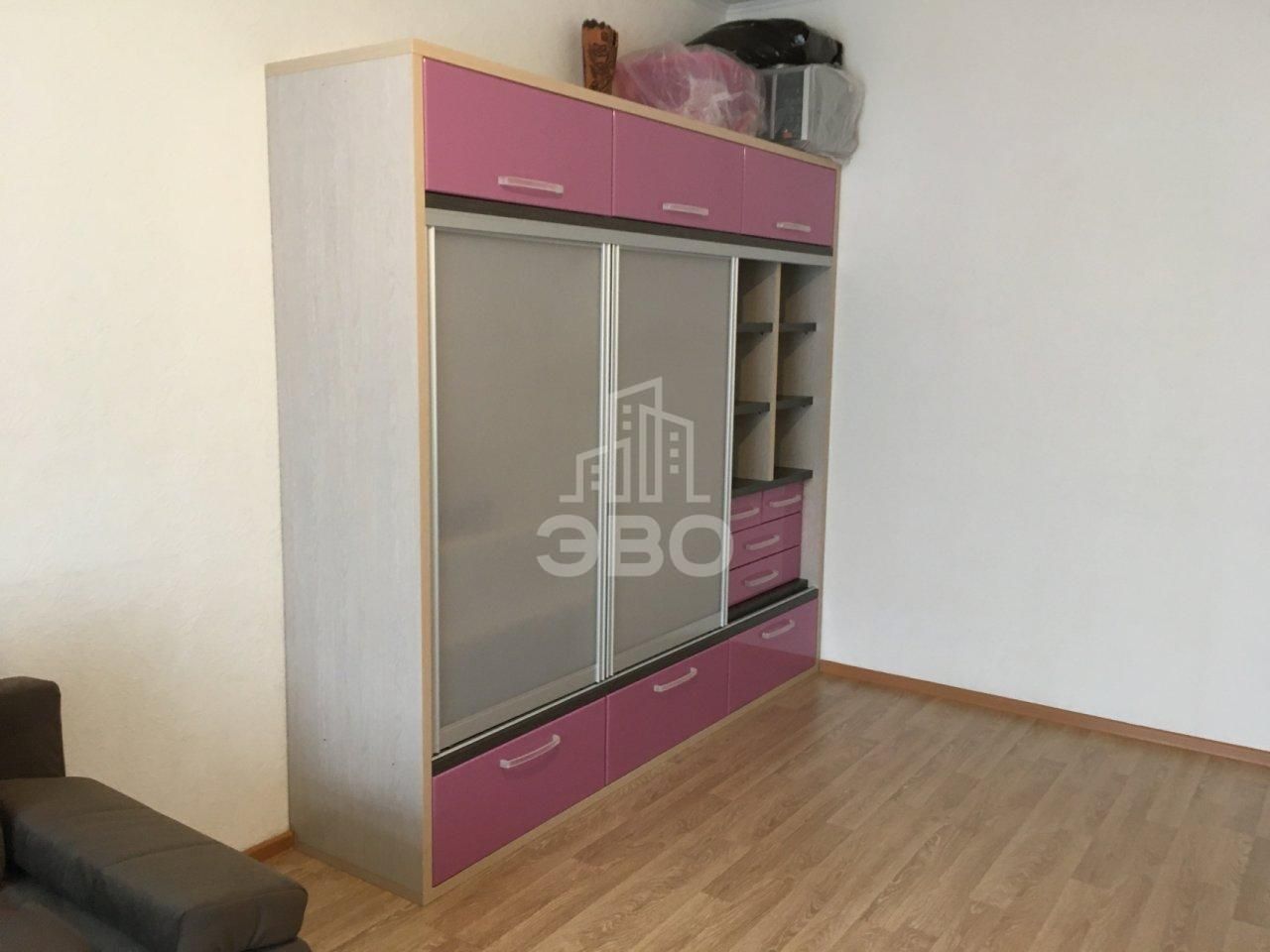 однокомнатная квартира в Санкт-Петербурге по адресу: Адмирала Трибуца ул., 7