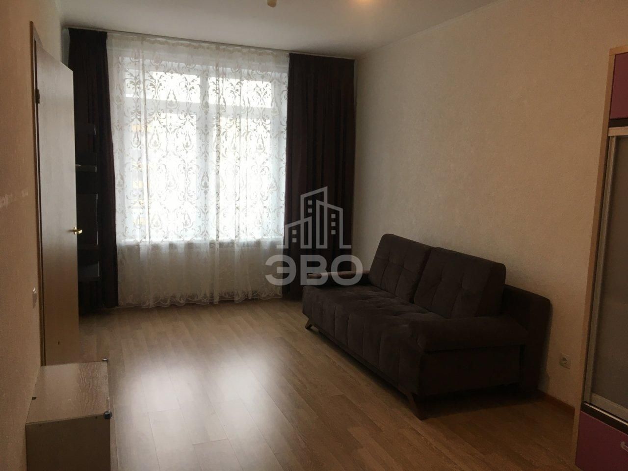 однокомнатная квартира в Санкт-Петербурге по адресу: Адмирала Трибуца ул., 7