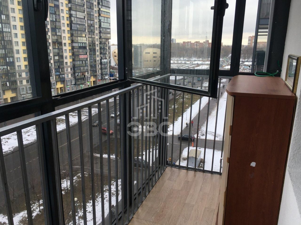 однокомнатная квартира в Санкт-Петербурге по адресу: Адмирала Трибуца ул., 7