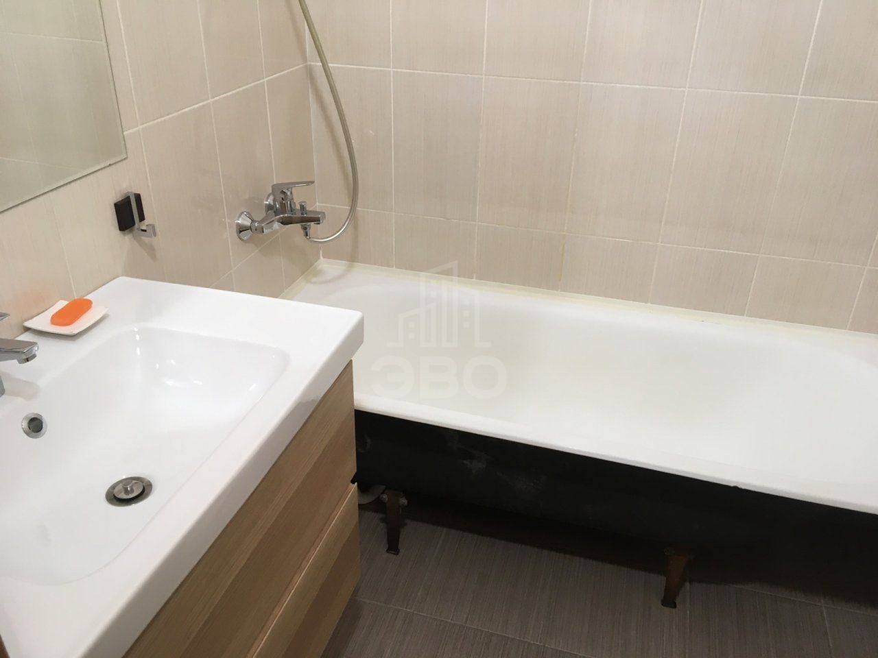 однокомнатная квартира в Санкт-Петербурге по адресу: Адмирала Трибуца ул., 7