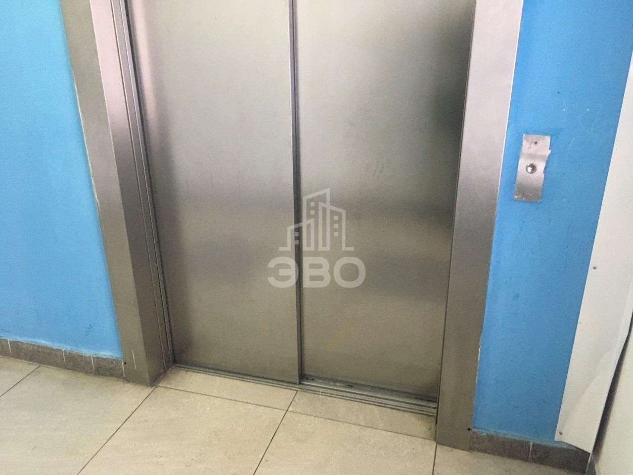 однокомнатная квартира в Санкт-Петербурге по адресу: Адмирала Трибуца ул., 7