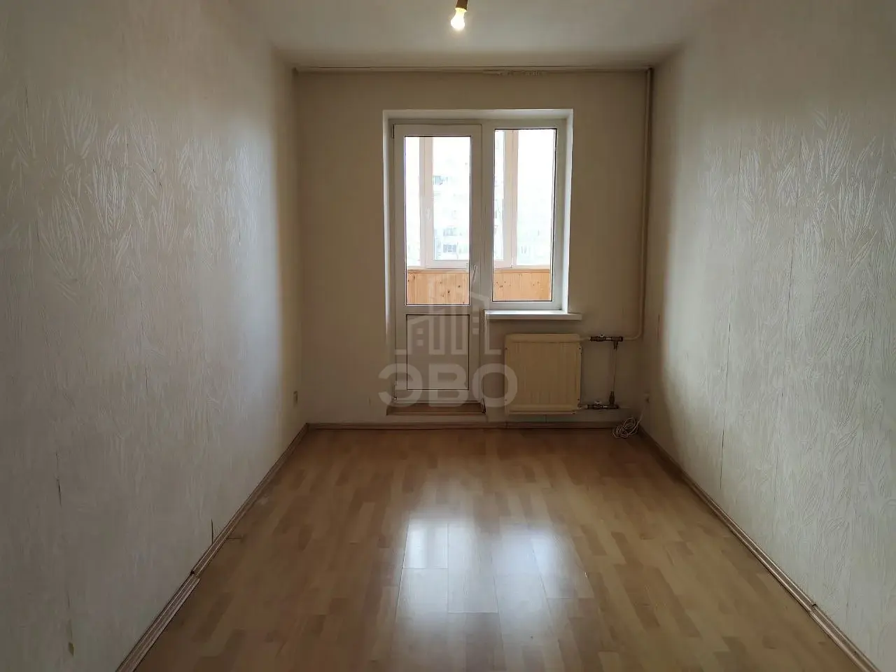трехкомнатная квартира в Санкт-Петербурге по адресу: Камышовая ул., 16