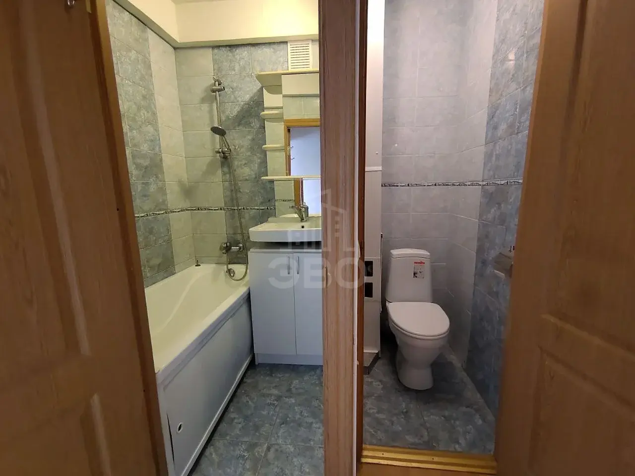 трехкомнатная квартира в Санкт-Петербурге по адресу: Камышовая ул., 16