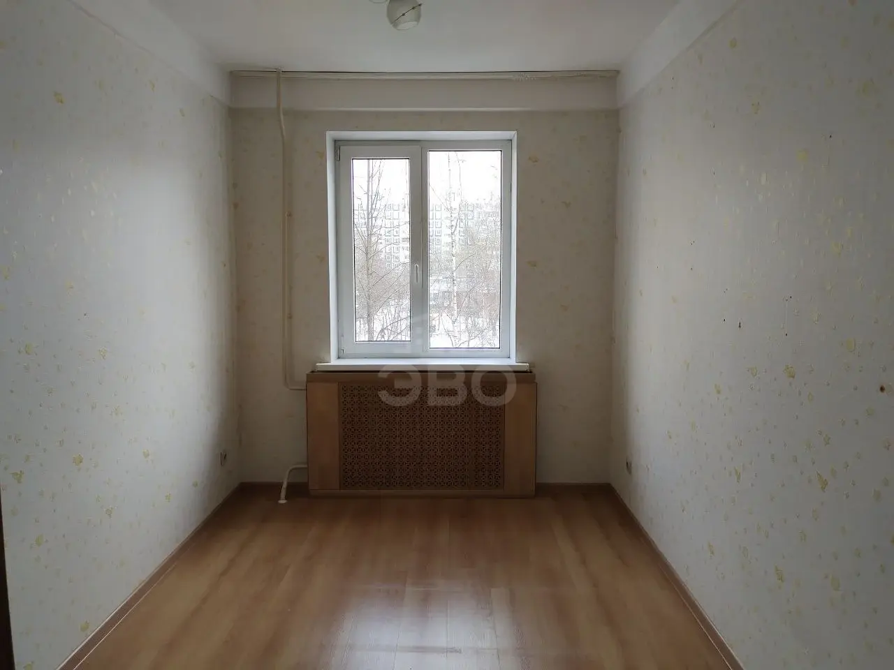 трехкомнатная квартира в Санкт-Петербурге по адресу: Камышовая ул., 16