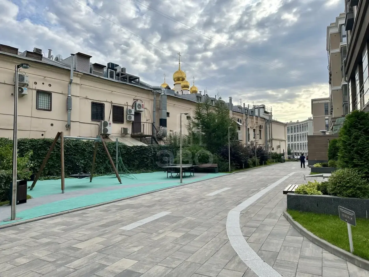 однокомнатная квартира в Санкт-Петербурге по адресу: Полтавский проезд, 3