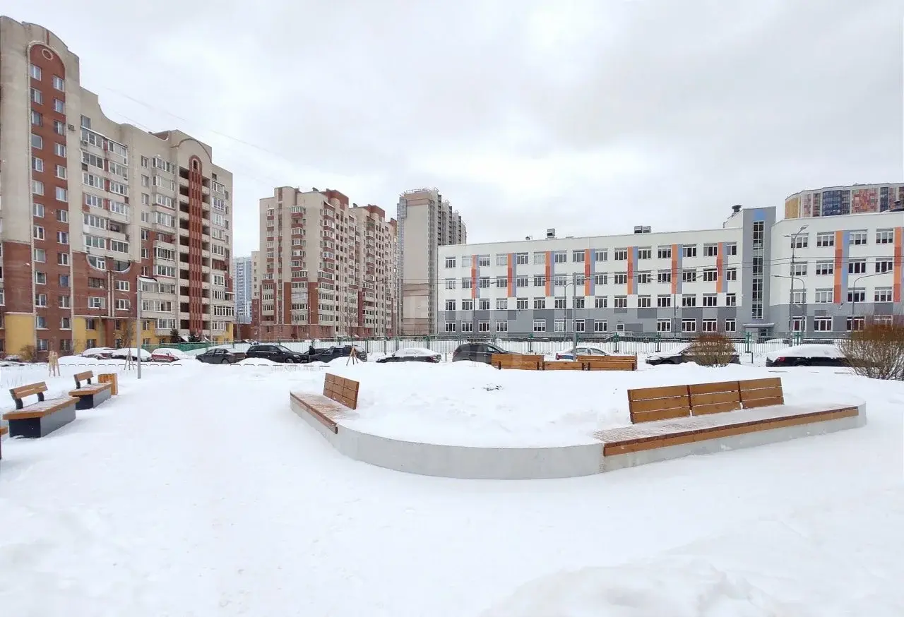 однокомнатная квартира в Санкт-Петербурге по адресу: Кондратьевский проспект, 70, к 1