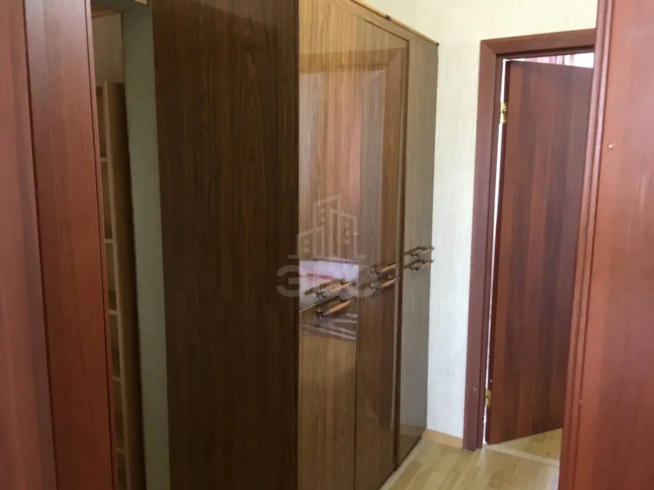 трехкомнатная квартира в Санкт-Петербурге по адресу: Маршала Захарова ул., 22, к 1