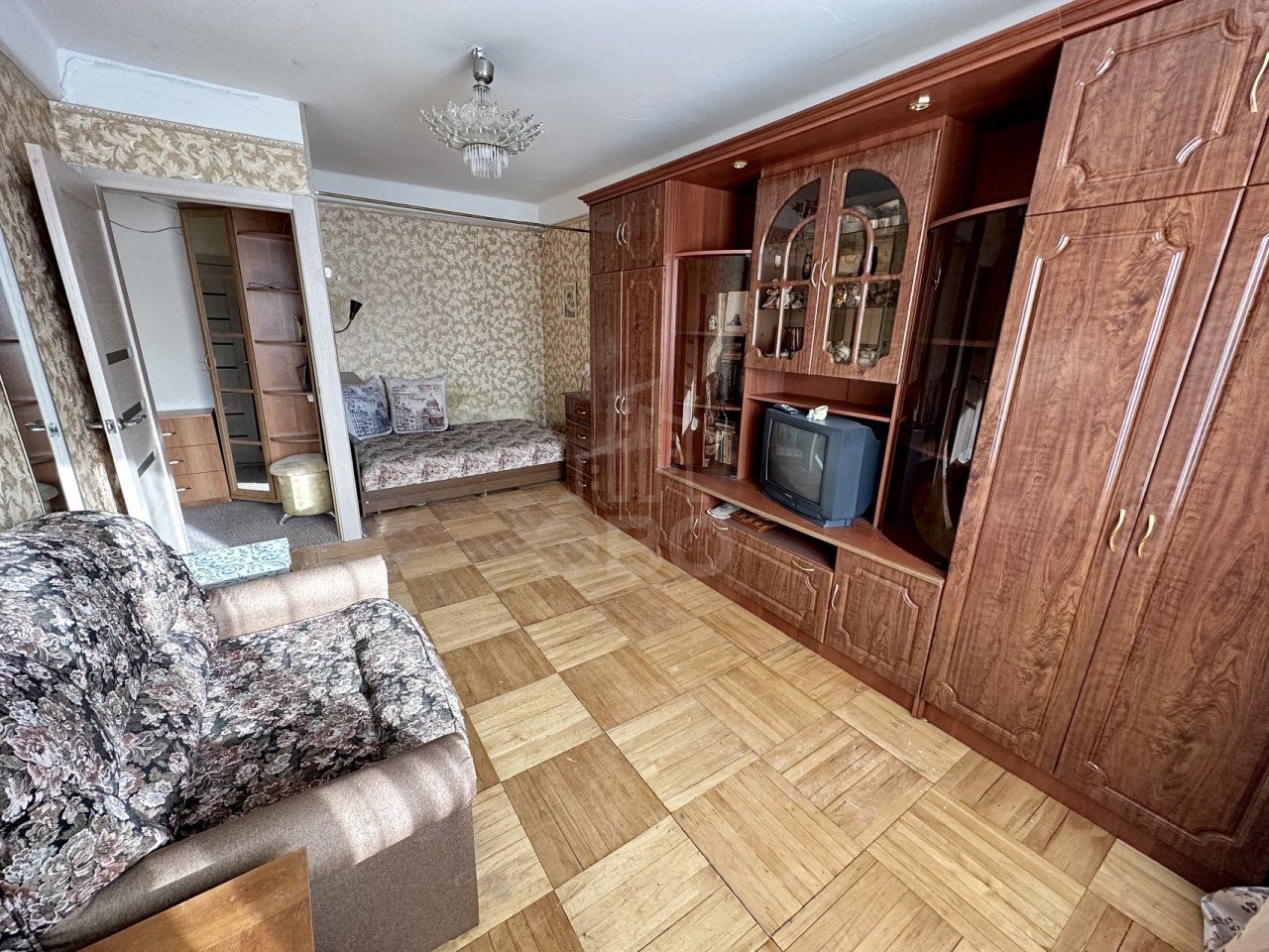 однокомнатная квартира в Санкт-Петербурге по адресу: Маршала Новикова ул., 3