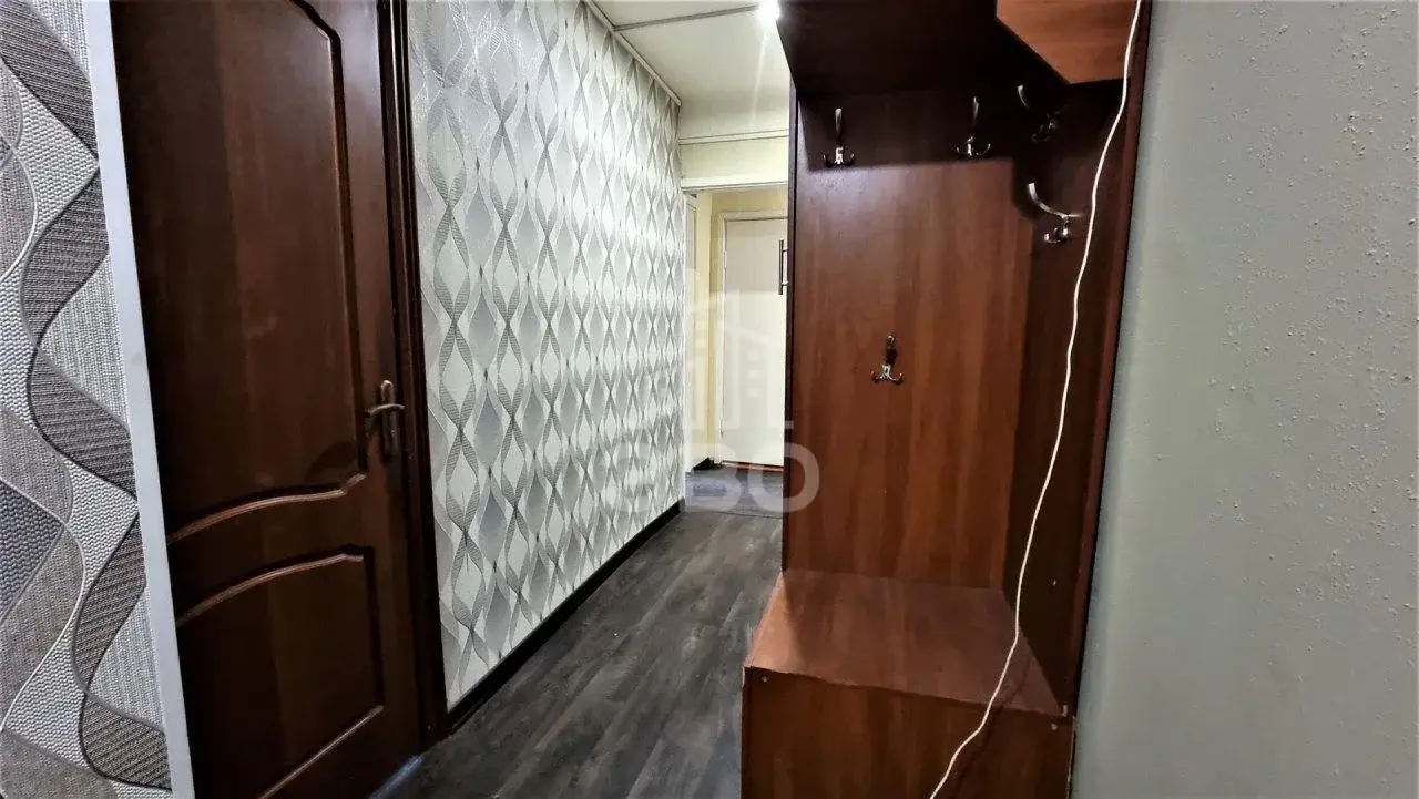 трехкомнатная квартира в Санкт-Петербурге по адресу: Большая Пороховская ул., 34