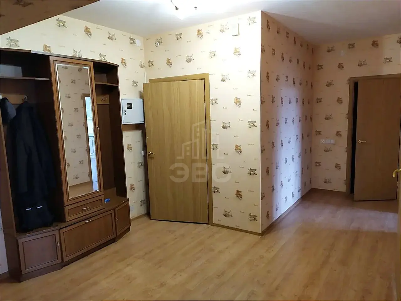 трехкомнатная квартира в Санкт-Петербурге по адресу: Руставели ул., 60