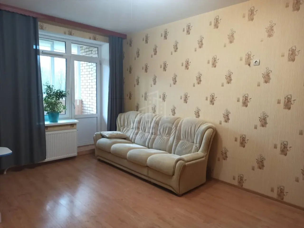 трехкомнатная квартира в Санкт-Петербурге по адресу: Руставели ул., 60