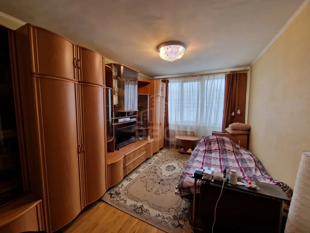 трехкомнатная квартира в Санкт-Петербурге по адресу: Белы Куна ул., 15, к 1, литера А
