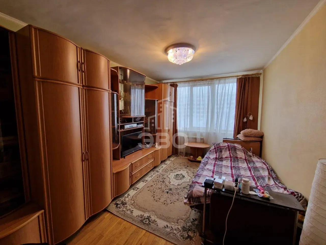 трехкомнатная квартира в Санкт-Петербурге по адресу: Белы Куна ул., 15, к 1, литера А