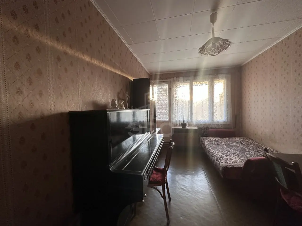 трехкомнатная квартира в Санкт-Петербурге по адресу: Тамбасова ул., 6, к 1