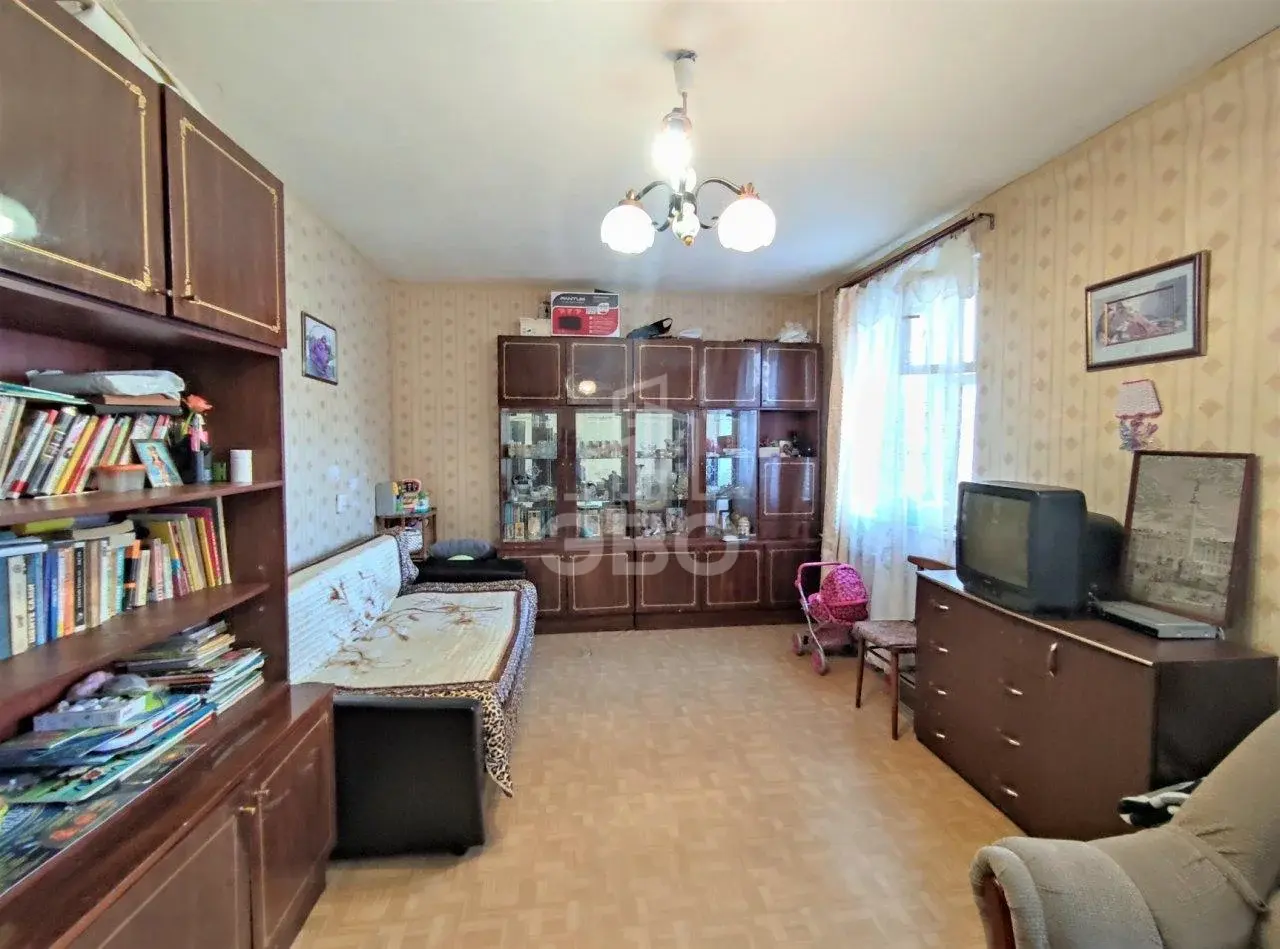трехкомнатная квартира в Санкт-Петербурге по адресу: Вербная ул., 18, к 1, литера А