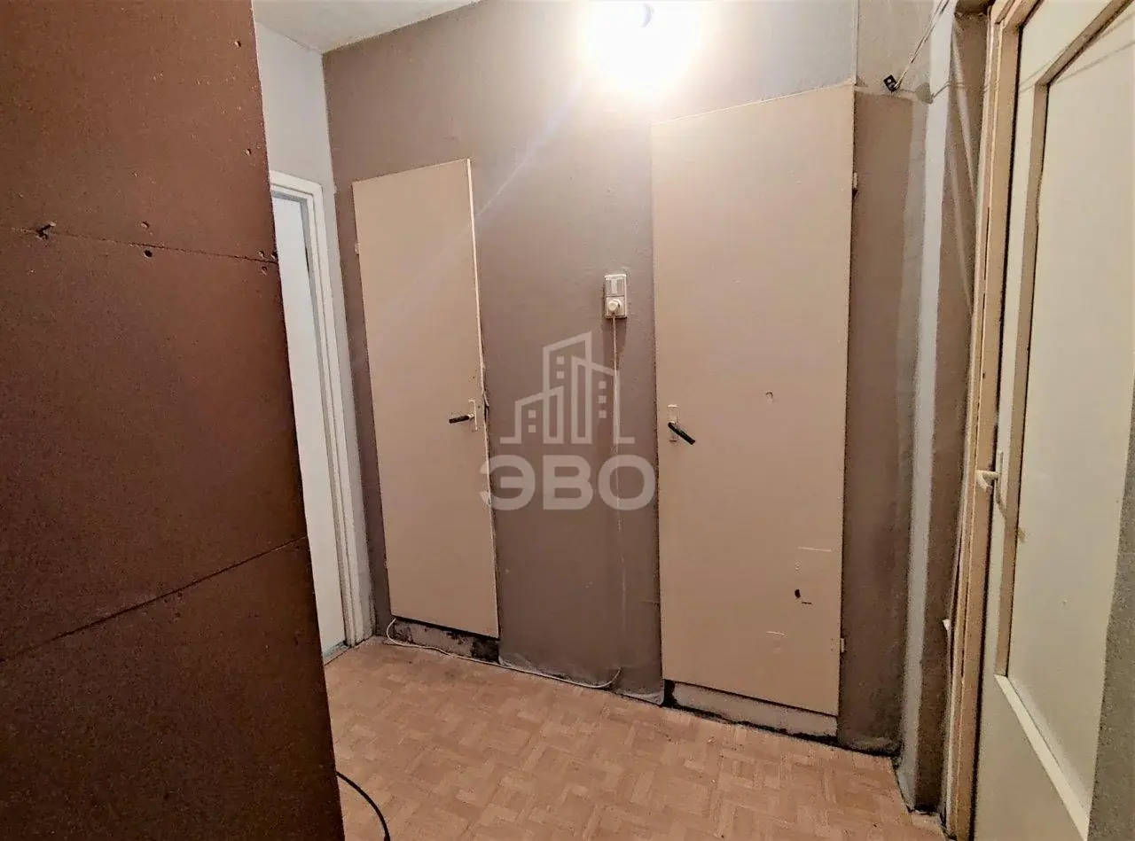 трехкомнатная квартира в Санкт-Петербурге по адресу: Вербная ул., 18, к 1, литера А