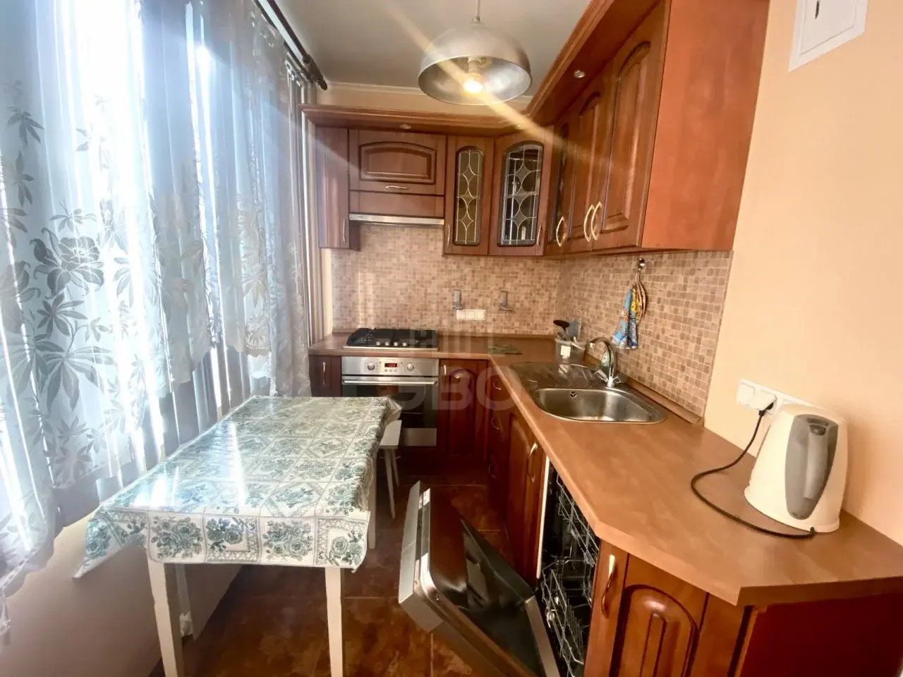 двухкомнатная квартира в Санкт-Петербурге по адресу: Турку ул., 9, к 3
