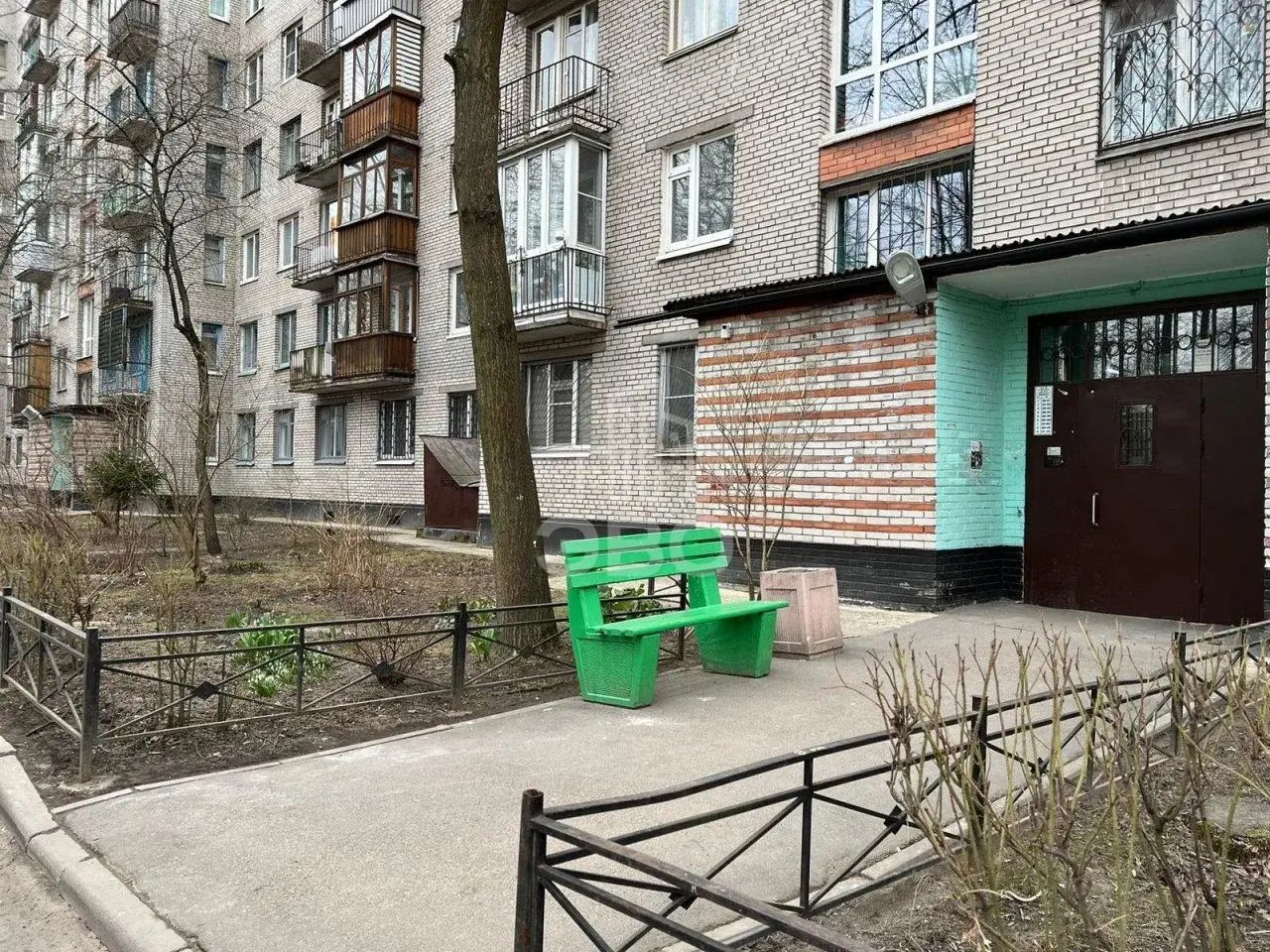 трехкомнатная квартира в Санкт-Петербурге по адресу: Лёни Голикова ул., 62