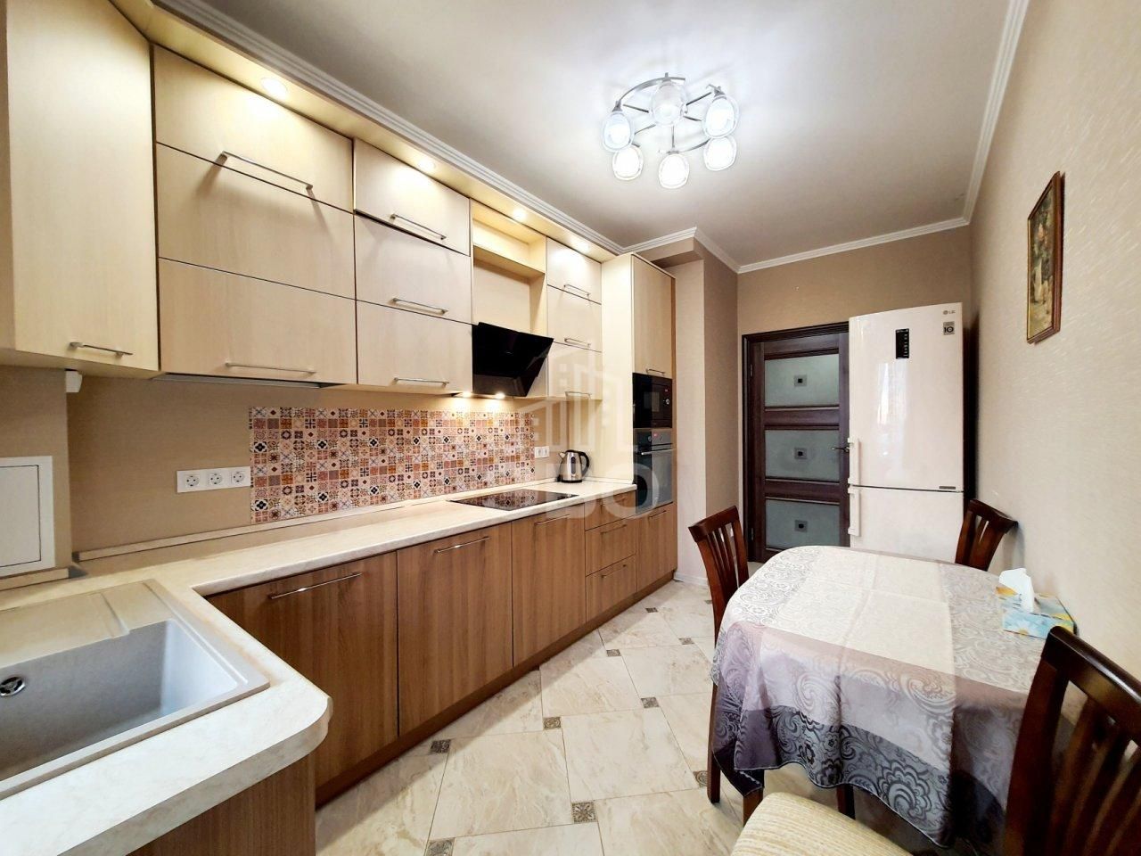 двухкомнатная квартира в Санкт-Петербурге по адресу: Московский проспект, 73, к 5